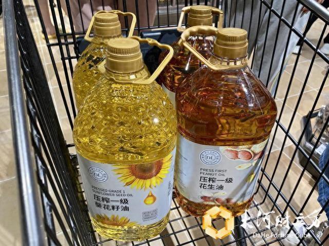 KAIYUN平台胖东来自营食用油被抢空销售额暴涨10倍(图1)