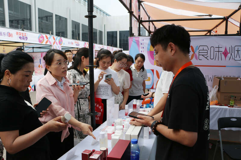 开云“数字赋能+电商兴农”助力乡村振兴 让名品出晋(图3)