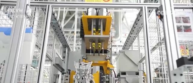 kaiyun中国官方网站减税降费助力制造业发展：销售收入增46%智能化绿色化加速(图2)